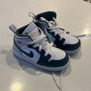 Nike air Jordan Kids White and Dark Green Sneakers